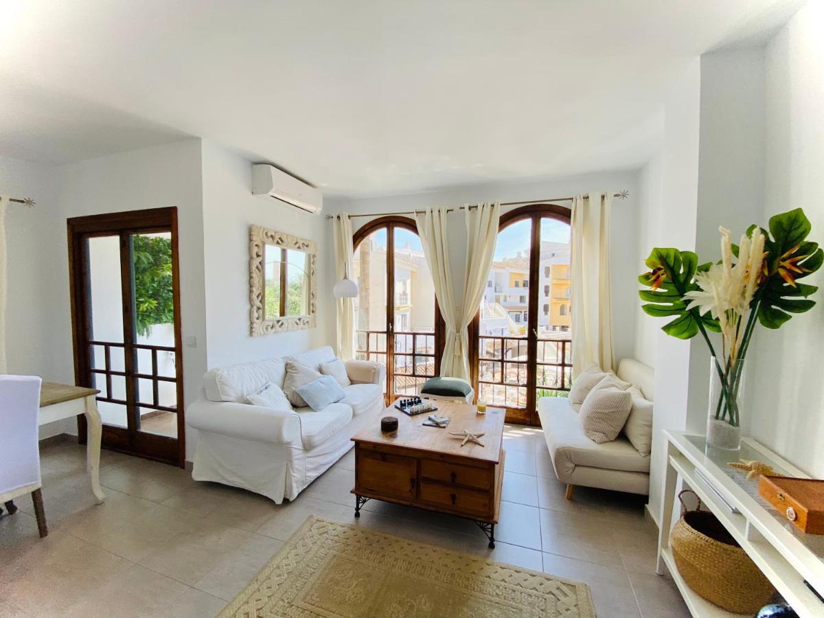 Luminoso Apartamento Para Dos Personas En Cabopino Marbella Exterior foto